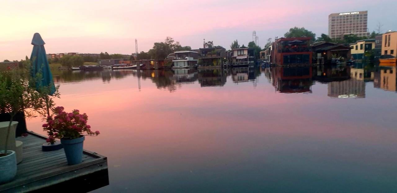 The New Lake Boathouse Amsterdam Room photo